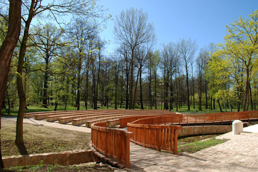 KYTICE v zámeckém parku v Dolních Počernicích