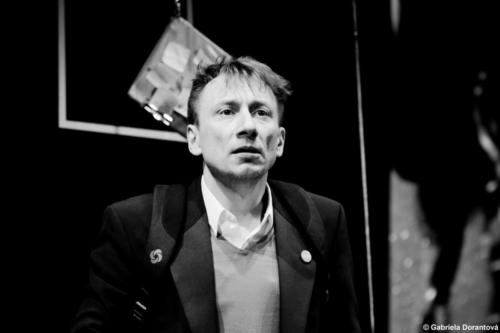 Smích zakázán